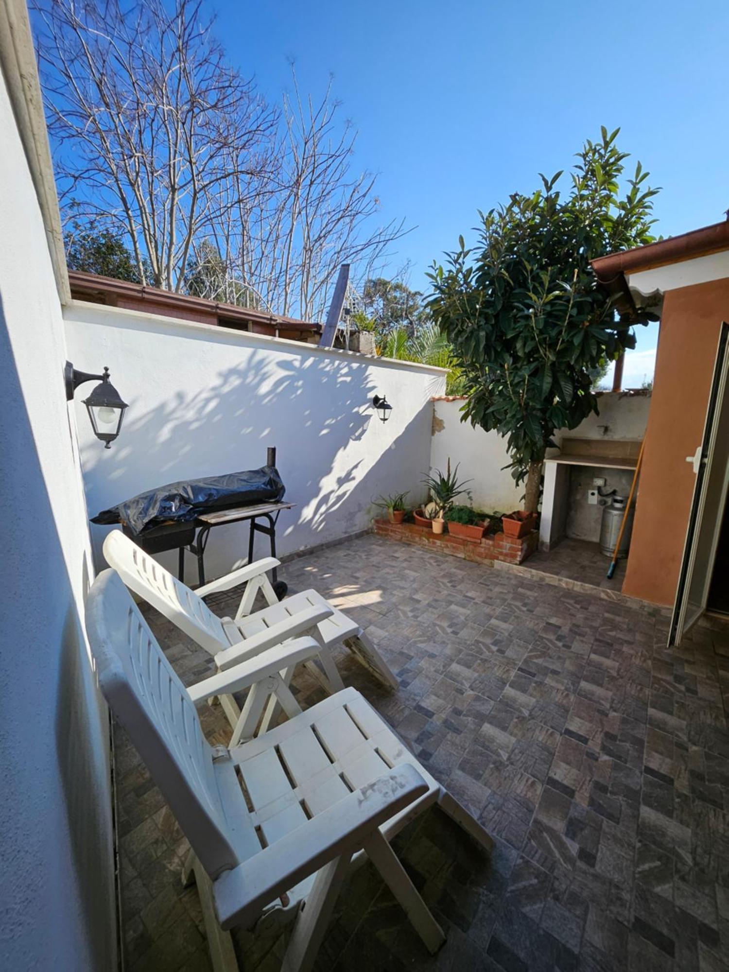 Casa Vacanze Dragona 15 Min Fco 10 Min Ostia Ачилия Номер фото